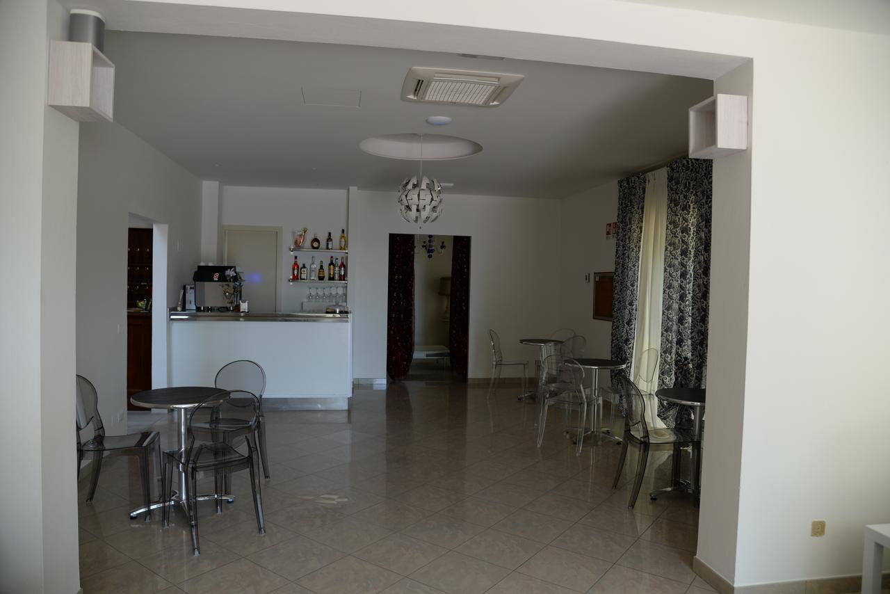 Infinity Cervia Exterior foto